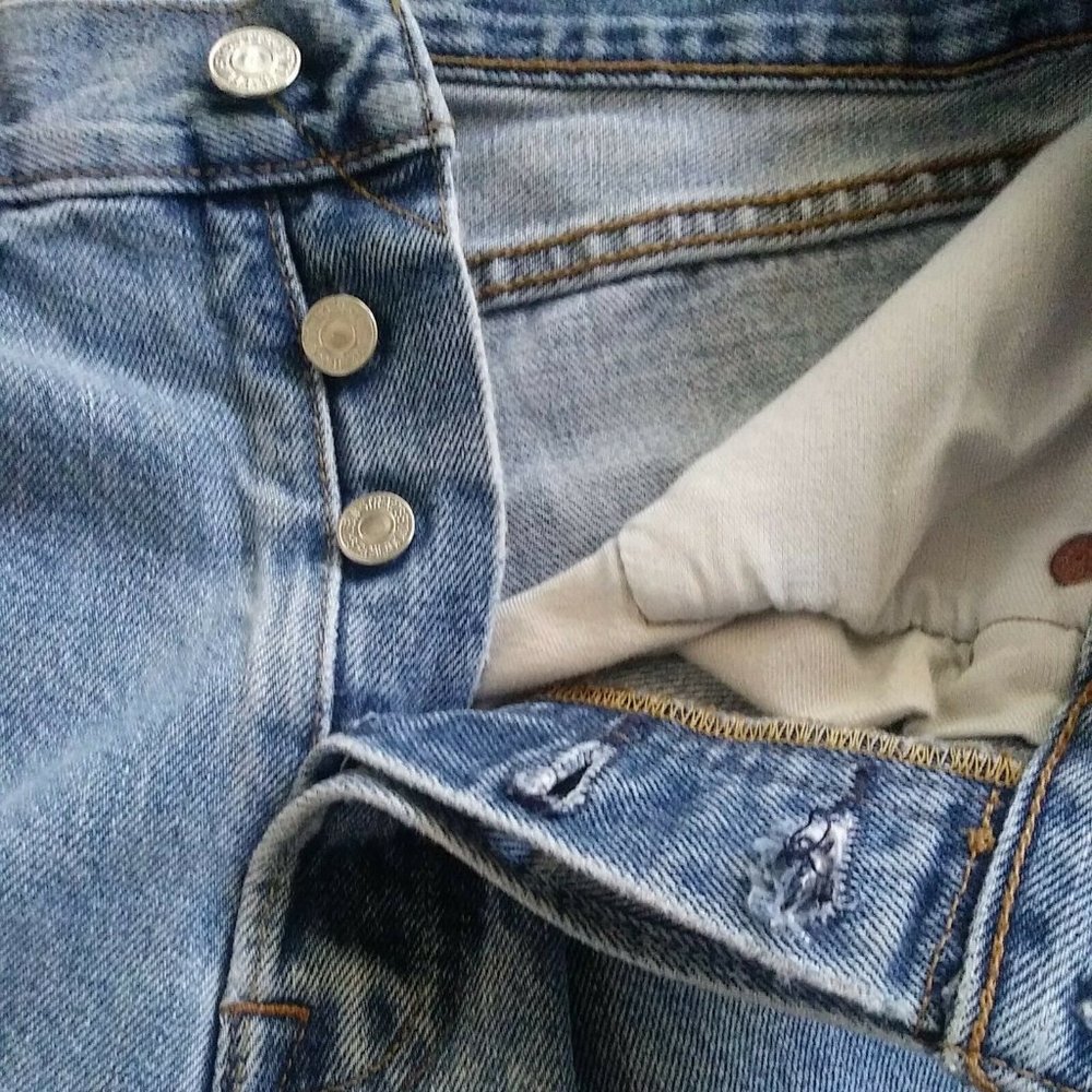 Levi's 501 , 30X32, Button Fly, Distressed,  100% Cotton